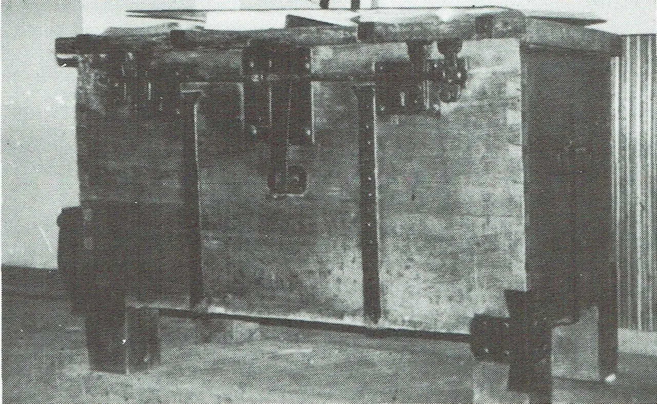Een andere oude koffer van de Heilige-Geesttafel, bewaard in Tervuren.