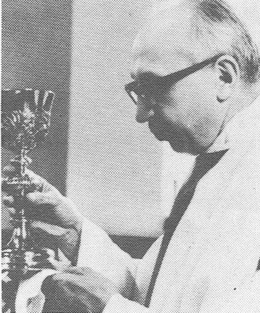 Camille Houbrechts, pastoor van 1968 tot 1973.
