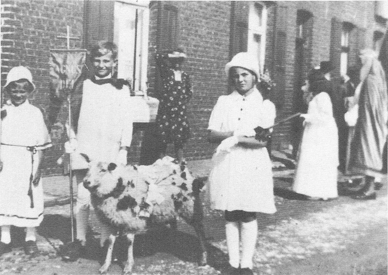 Processie op de Lo in 1945.