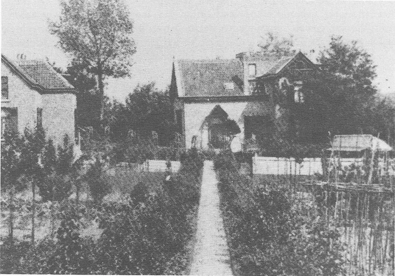 Het huis van Alexis Mans, rond 1903 verbouwd tot ‘Les Lierres’.