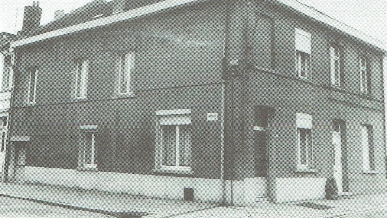 Das frühere Wirtshaus ‚In den zoeten Inval‘ in der Van der Aastraat, später ‚In de Pomp‘.