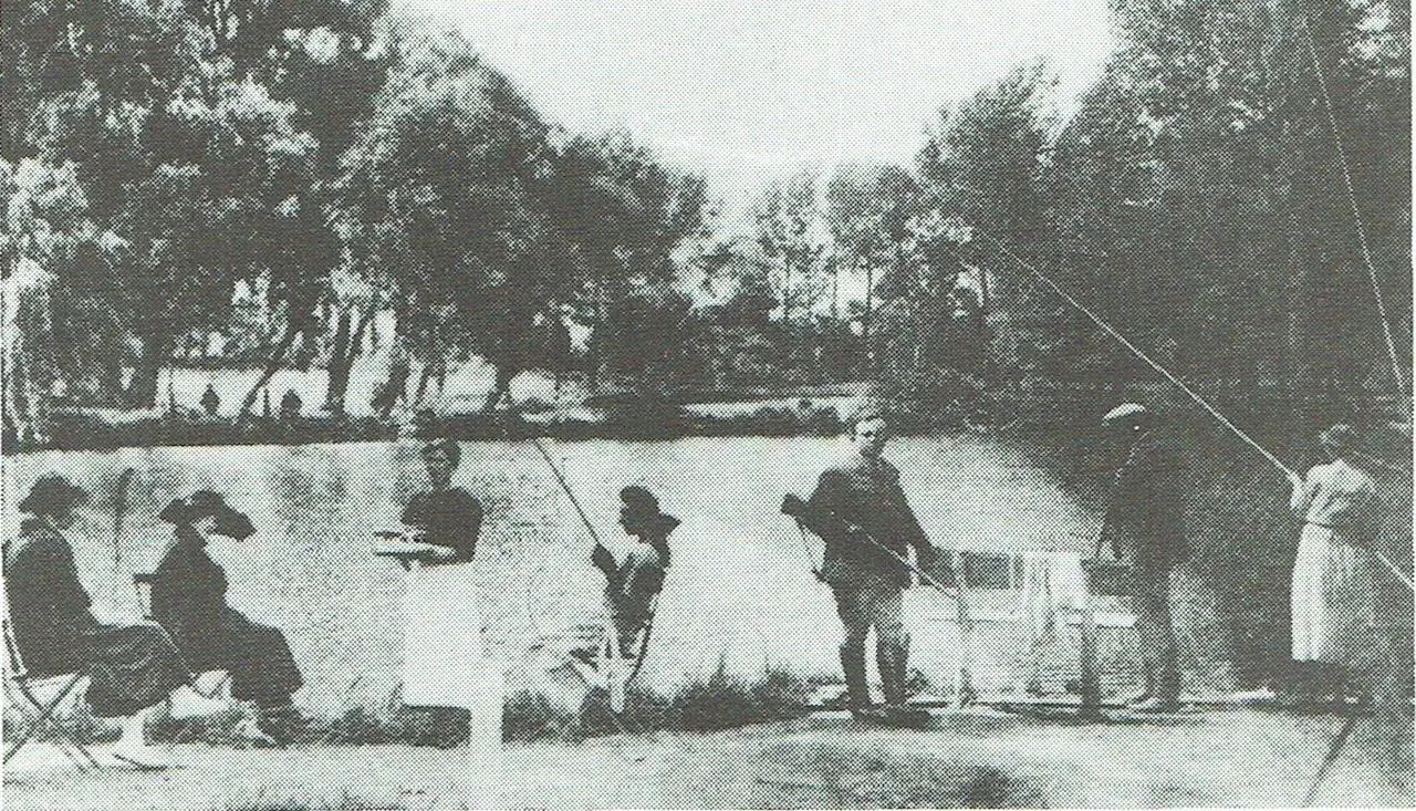 Reclame voor het vroegere kasteel De Reine, omgebouwd tot hotel-restaurant met visvijvers, pension en kamers; in 1921 uitgebaat door J. Stroobant.
