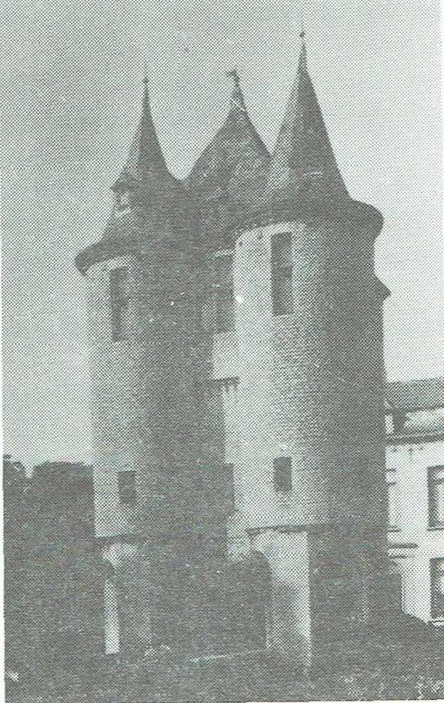 Het poortgebouw rond 1900.