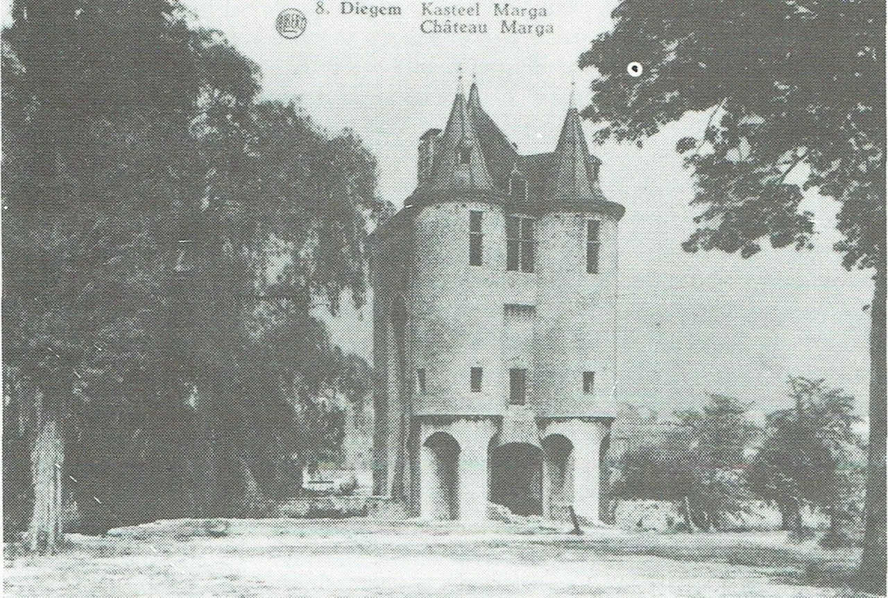 Kasteel Marga midden in het vroegere park.