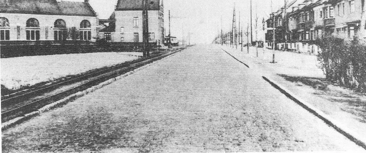 Der Haachtsesteenweg mit dem Straßenbahndepot und einer neuen Wohnsiedlung (1926).