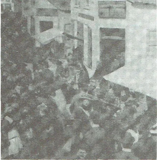 Drukte op de bedevaart in 1911.