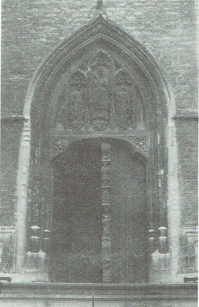 Das Portal in der Nordfassade.