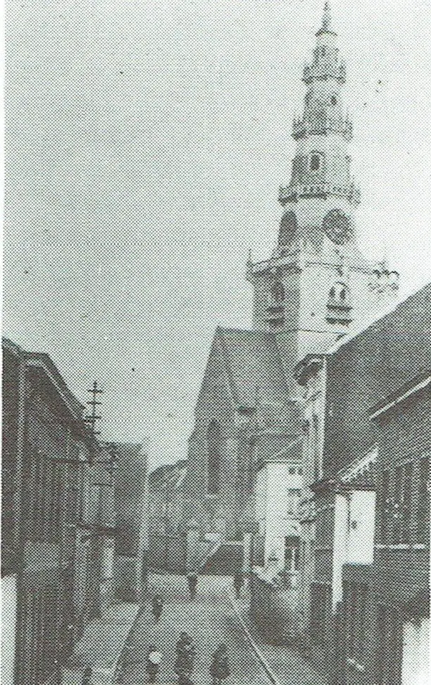 Die Häuser veränderten sich, der Turm blieb (1911).