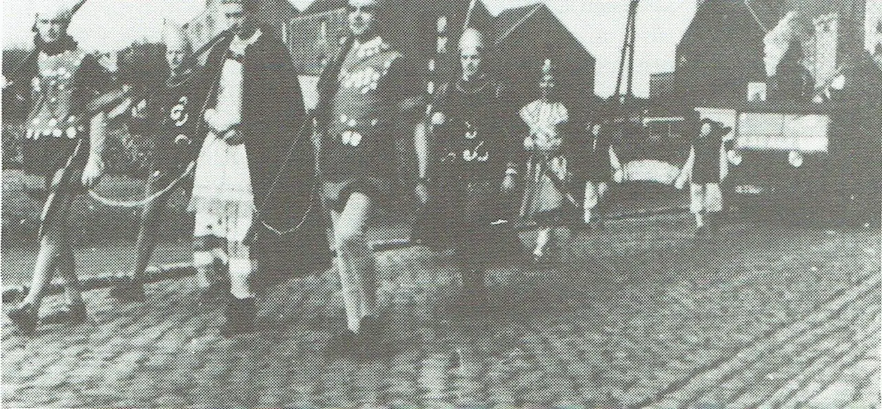 Die Corneliusgruppe im Glockenumzug (1951).