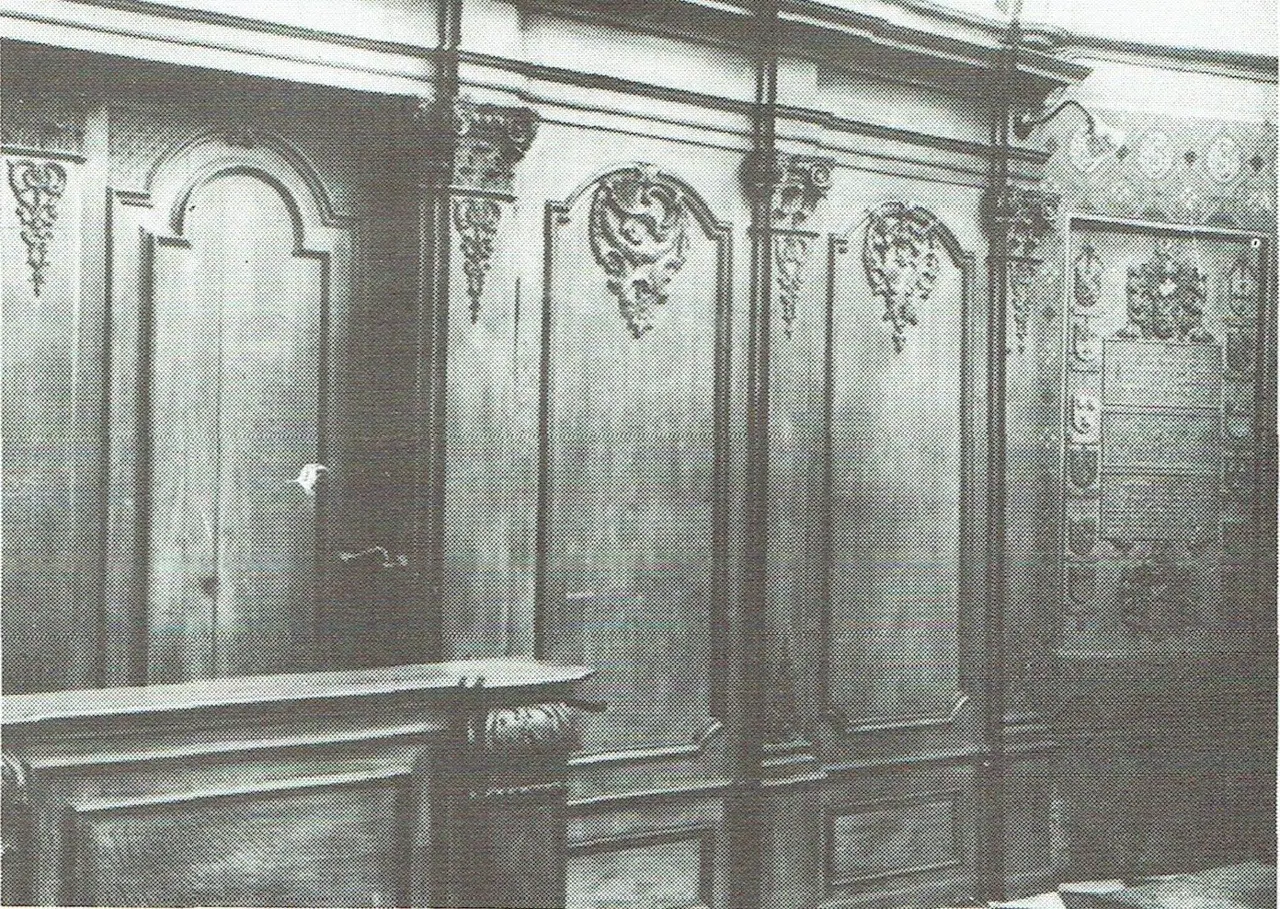 Chorgestühl und Vertäfelung von 1726.