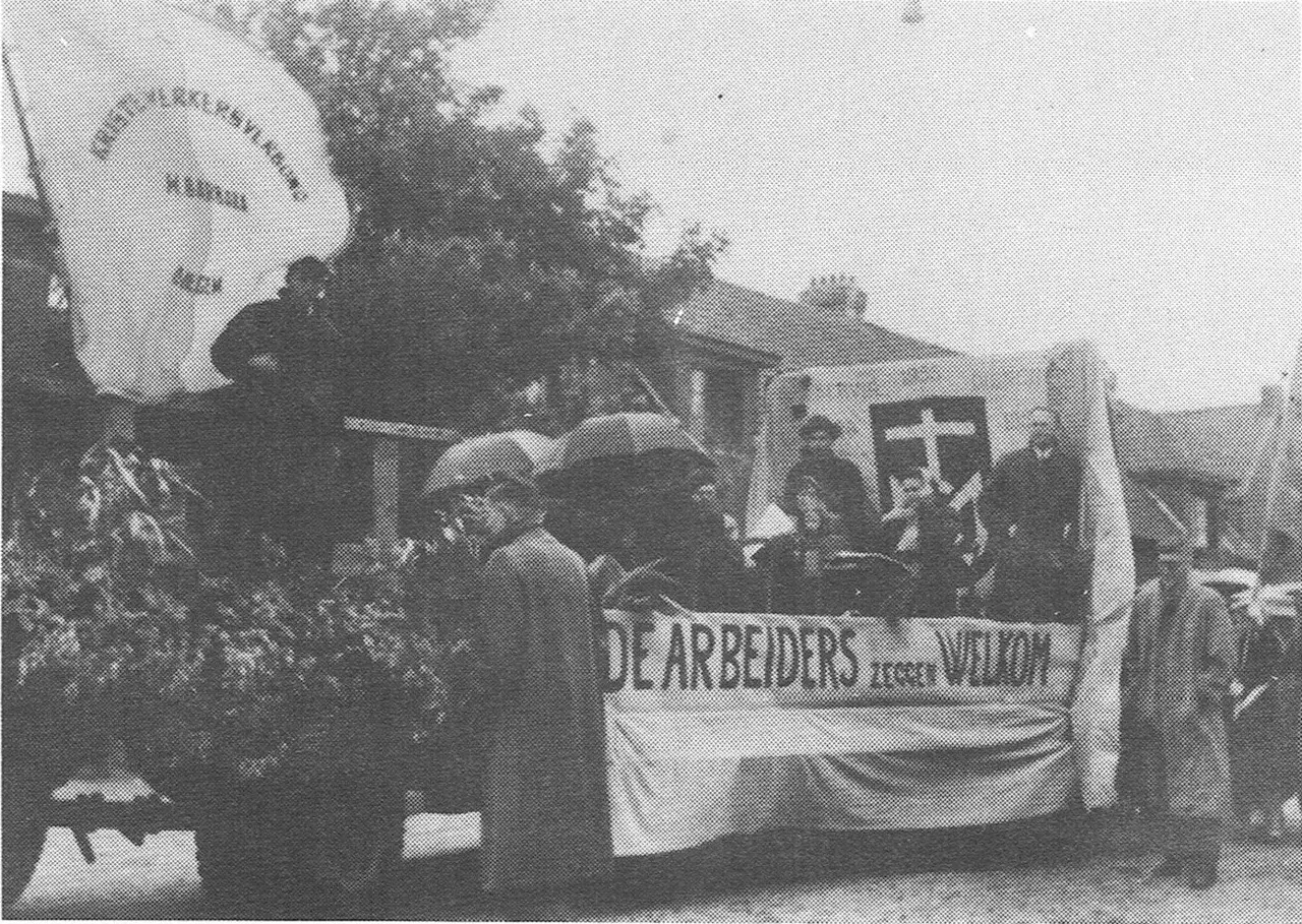 Het Kristen Werkersverbond Sint-Barbara bij de intrede van pastoor De Bruyn (1952).