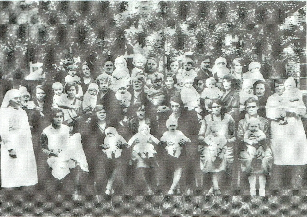 Het Kinderheil Sint-Anna in zijn beginjaren (1932).